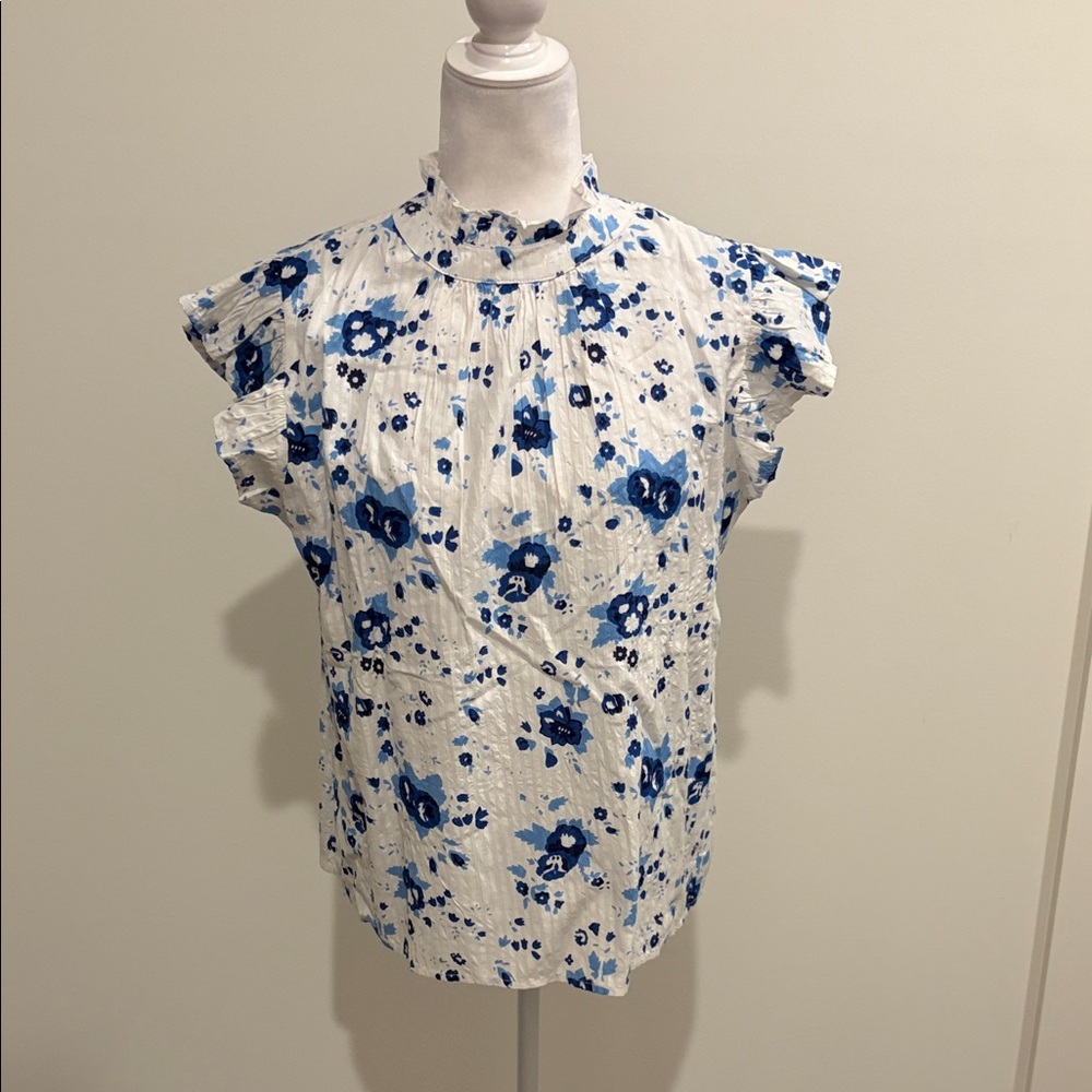 New with Tags THML Flutter Sleeve Top Sz M